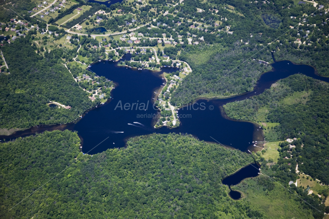 Whitewood (Gallagher) Lakes in Livingston County, Michigan
